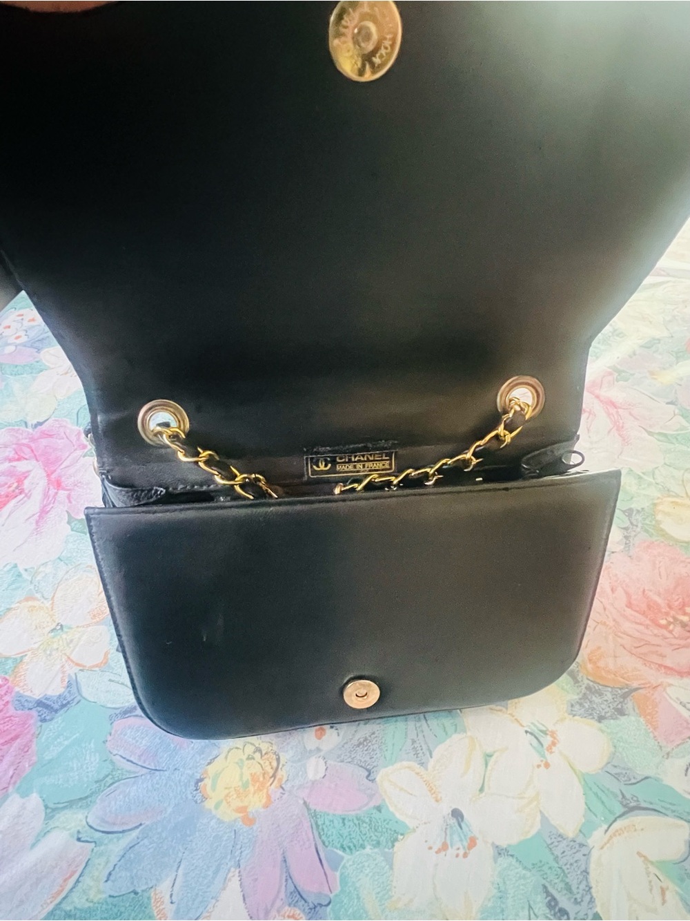 Vintage Chanel Black Chain Shoulder Bag - Picture 10 of 10